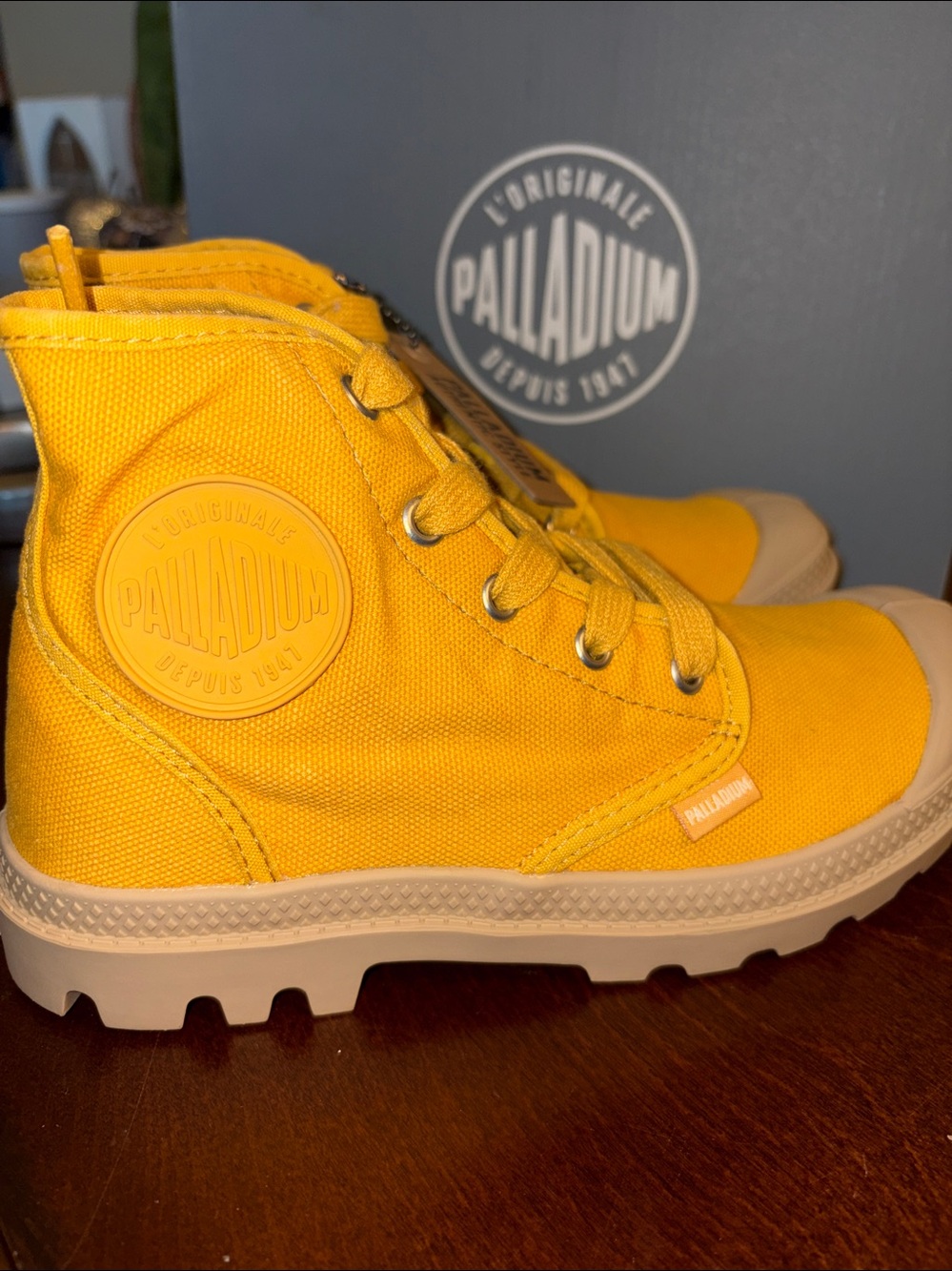 Palladium Pampa Hi Originale Honey Gold Yellow Urban Canvas Boots sz 5.5 NIB/NWT